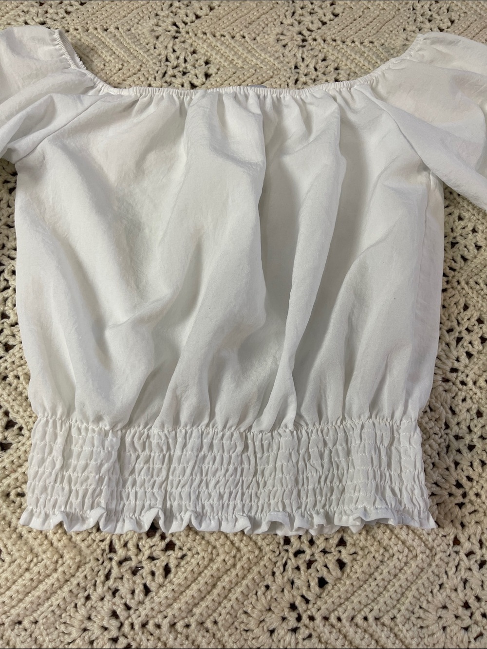 White Off Shoulder Ruffle Detail Top Blouse Shirt Bell Sleeve Gypsy Pirate - Picture 4 of 8